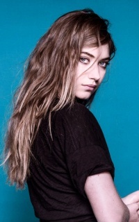 Imogen Poots AUx7DdI0_o