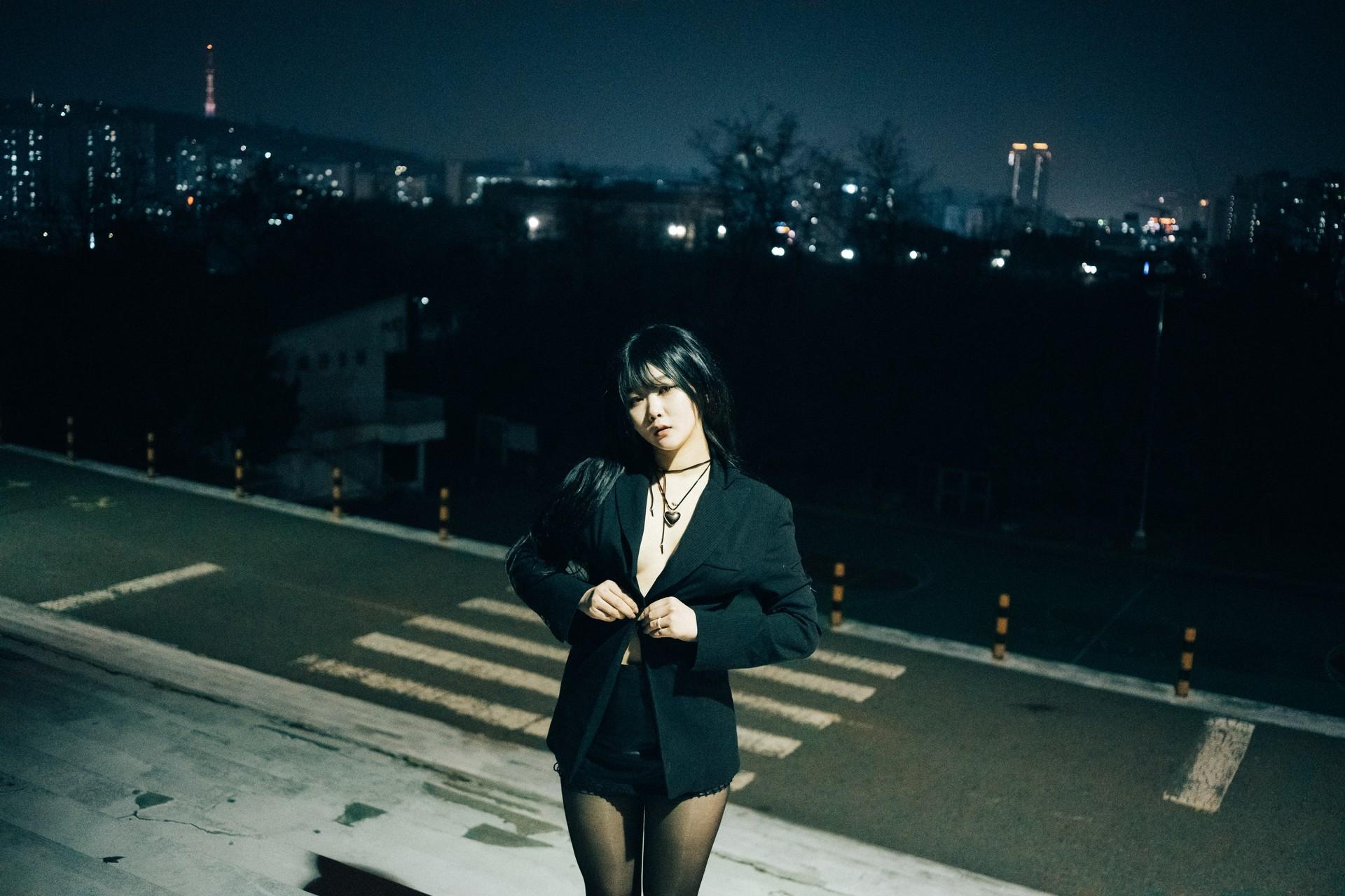 ZIA.Kwon 권지아, [Loozy] XXX At Night Road Set.01(61)