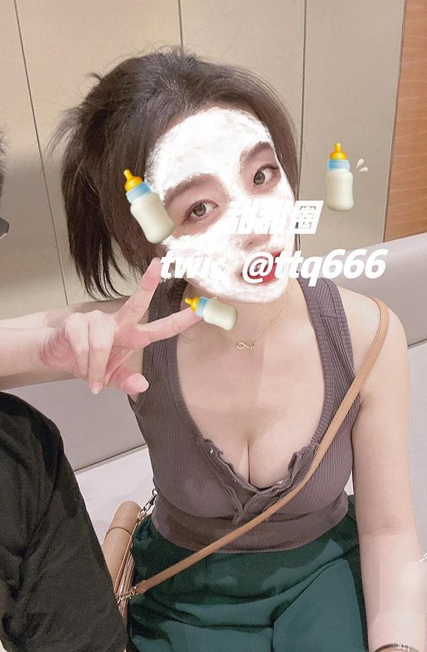 推特美女甜甜圈妩媚私拍正点无圣光图集(4)