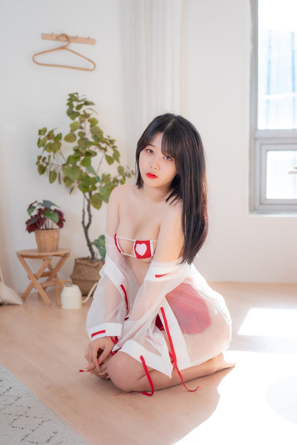 [CreamSoda] Zia (지아) - White Cat (77 photos)(16)