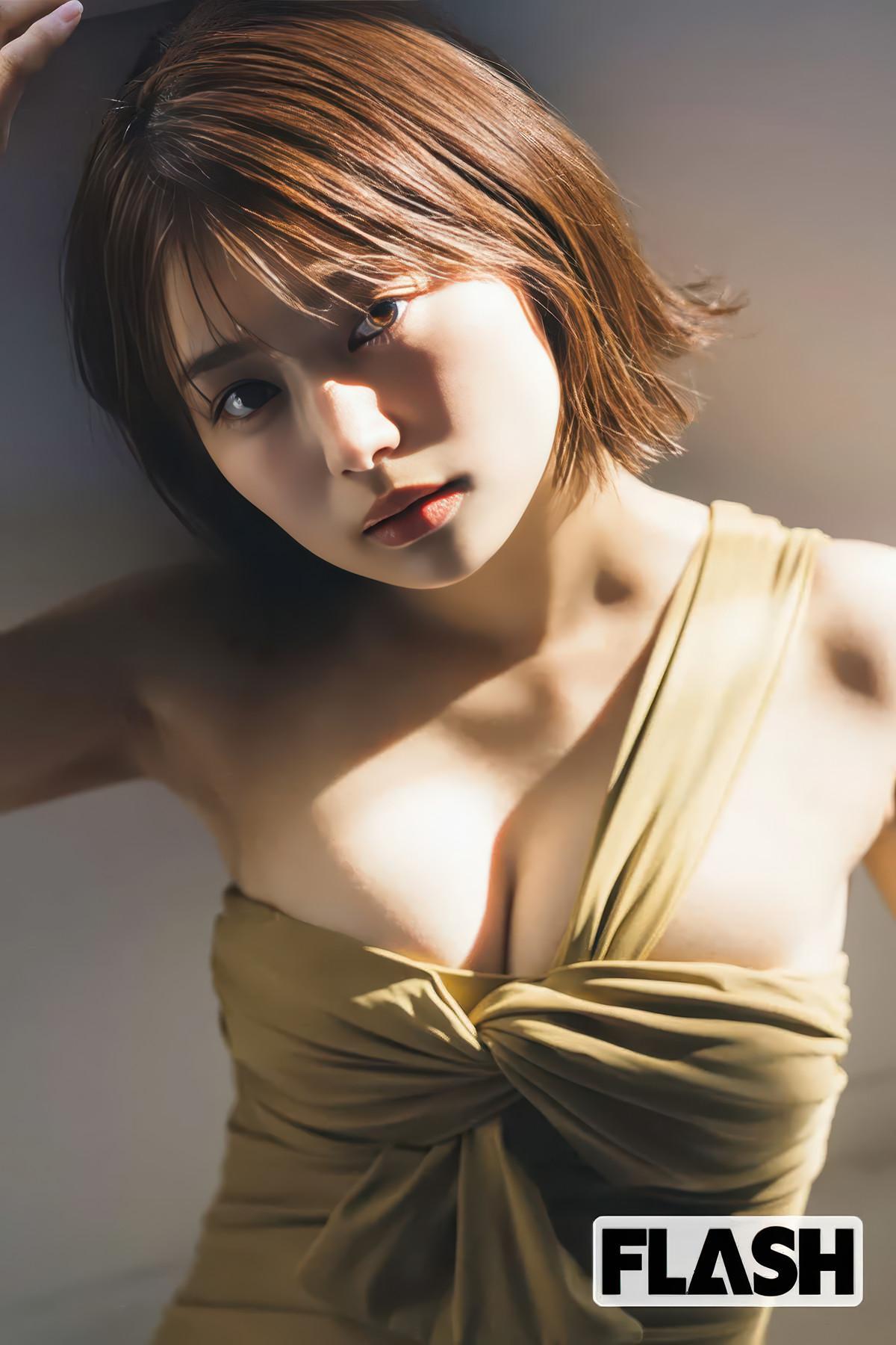 都丸紗也華・北野瑠華, FLASH 2025.03.04 (フラッシュ 2025年3月4日号)(14)