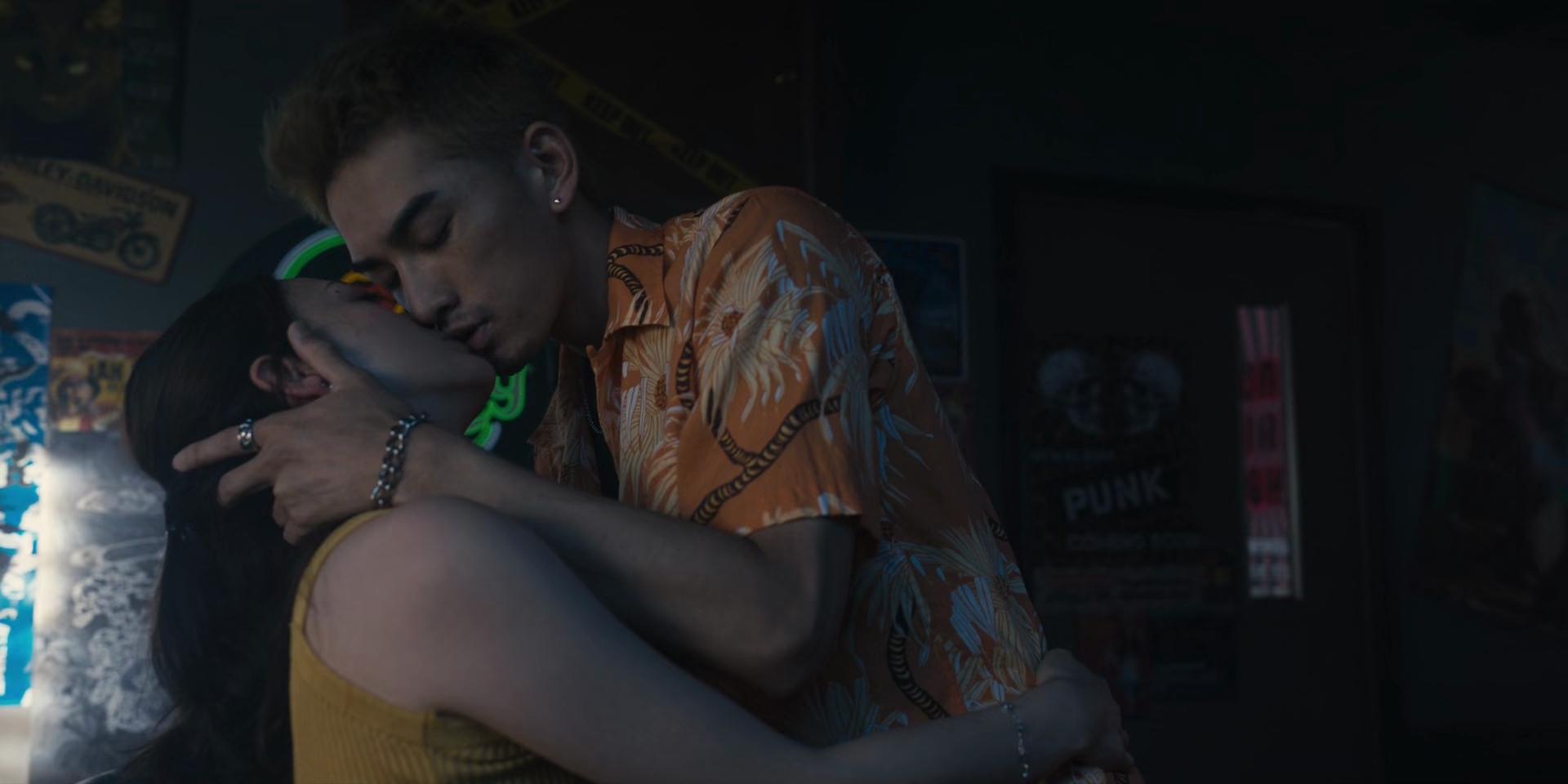 MAKEOUTALIBI