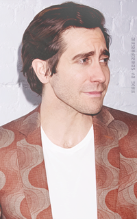 Jake Gyllenhaal - Page 4 RUfs88vA_o
