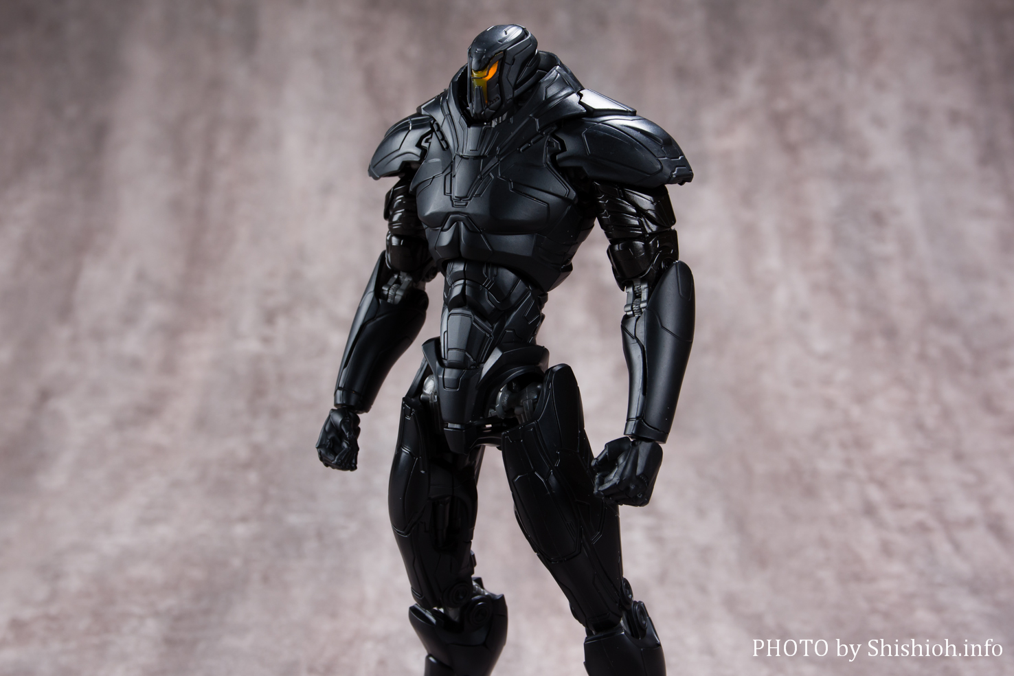 Pacific Rim : Uprising - Robot Spirits - Side Jaeger - Obsidian Fury (Bandai) - Page 2 NbHZN61O_o