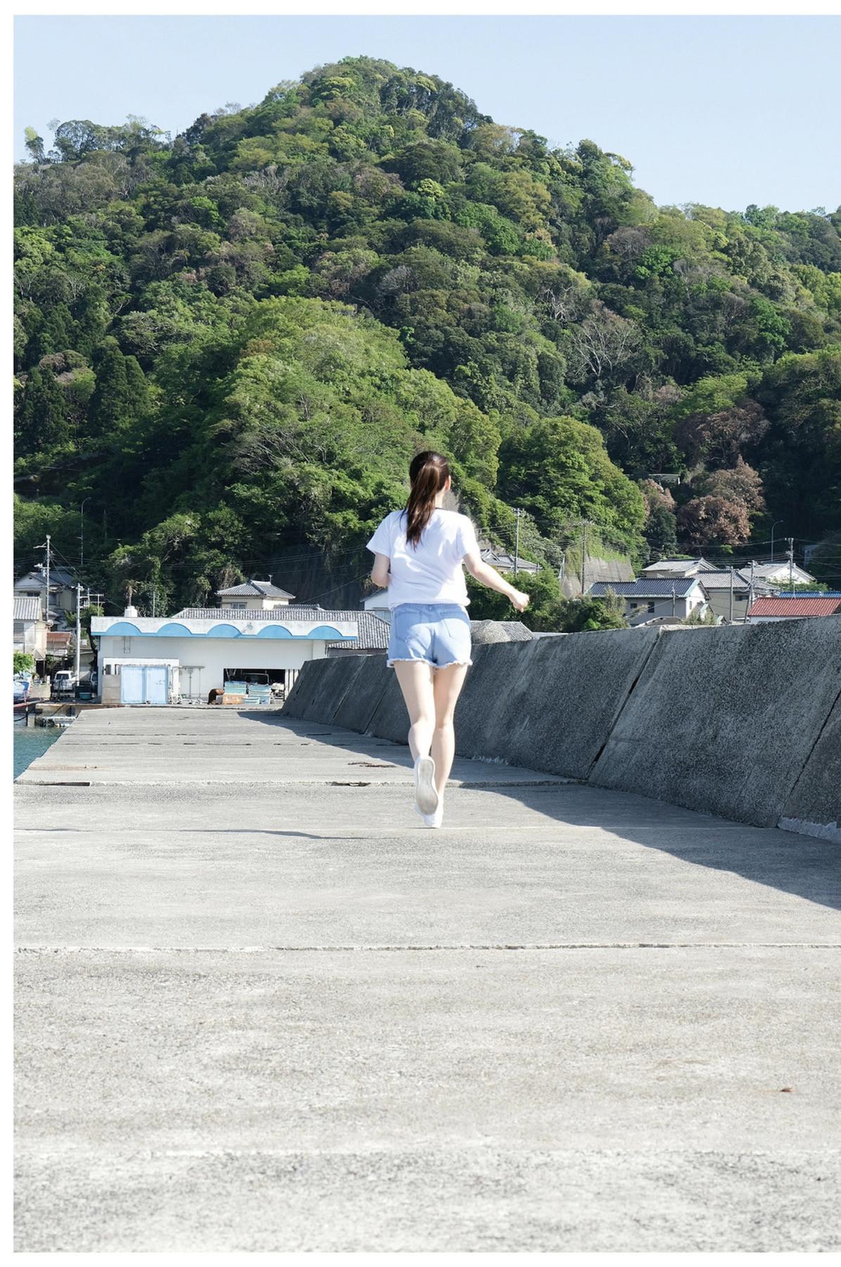 Narumi Hirose 広瀬なるみ, ヌード写真集 『風に包まれて』 Set.02(2)
