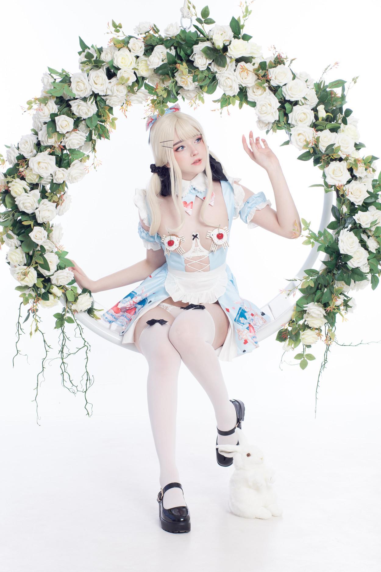 Cosplay Candy_Ball Alice in Easterland(4)