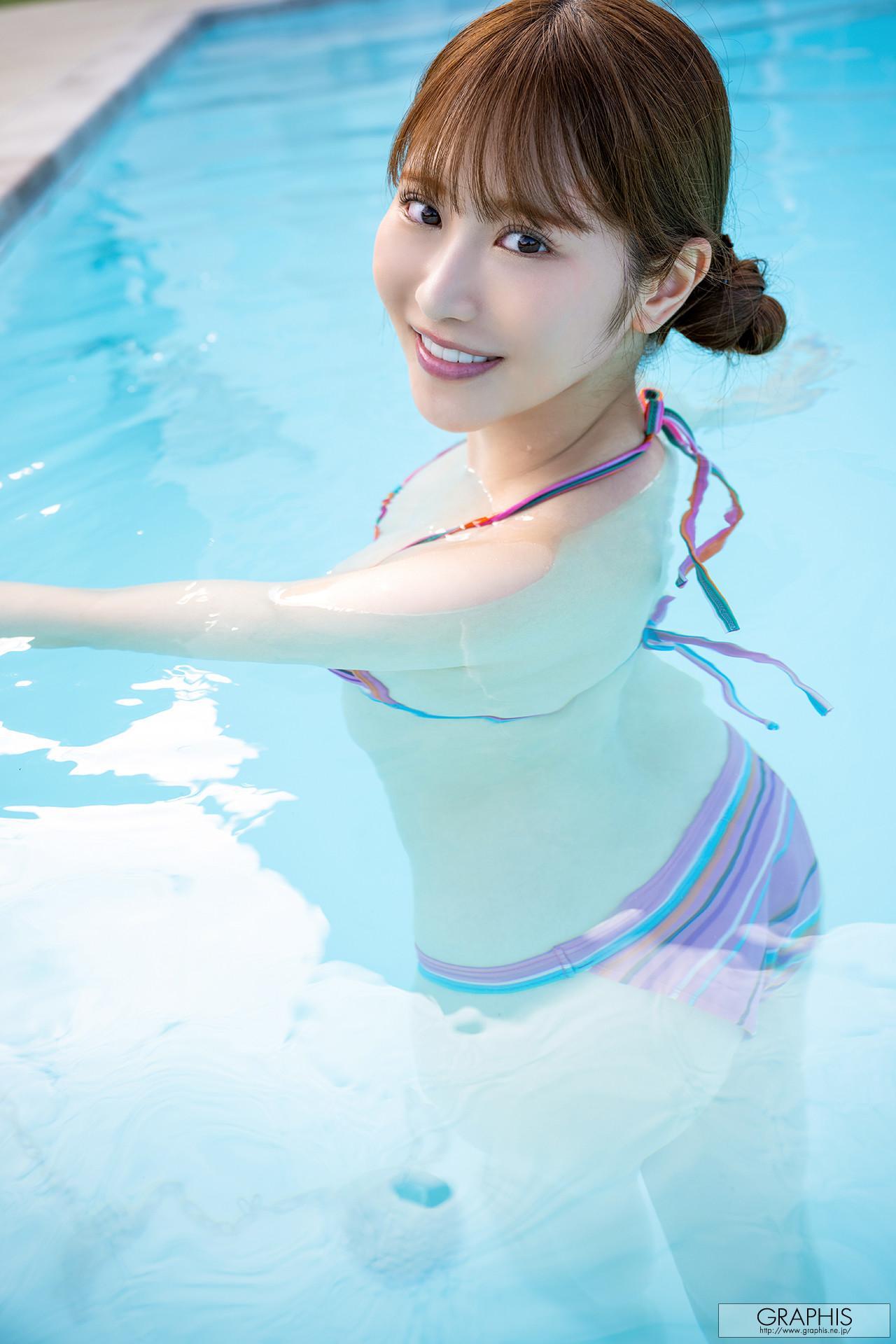 Rikka Ono 小野六花, Graphis Gals 「Sweaty」 Vol.02(17)