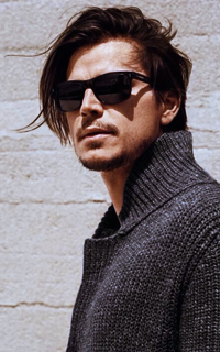  Josh Hartnett Cx9kNuZa_o