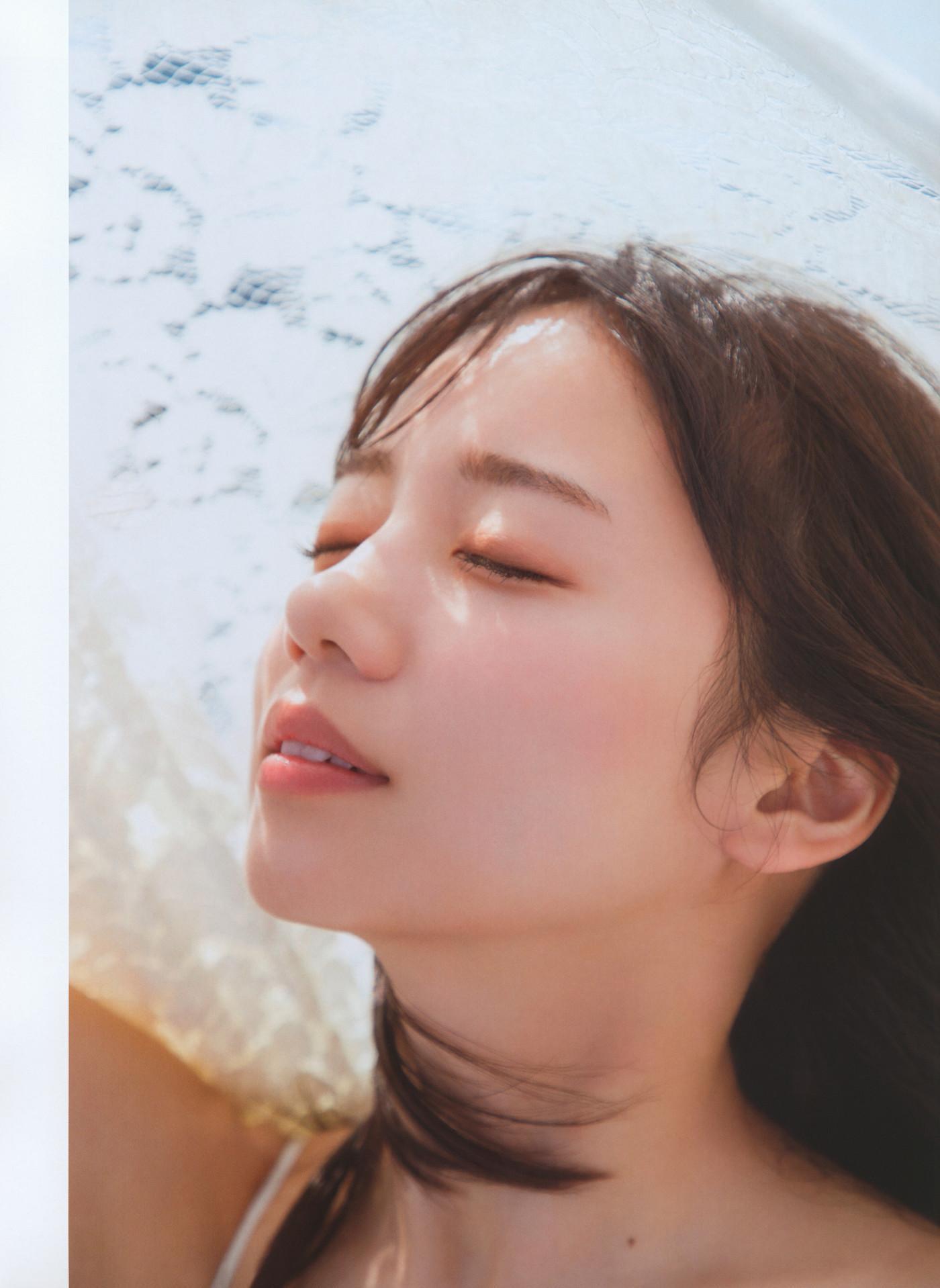 Kyoko Saito 齊藤京子, WHITE Graph 009 Set.03(23)