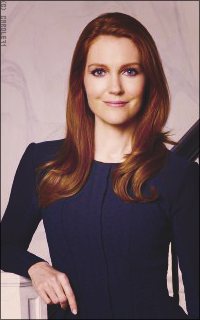 Darby Stanchfield YgGOcsqt_o