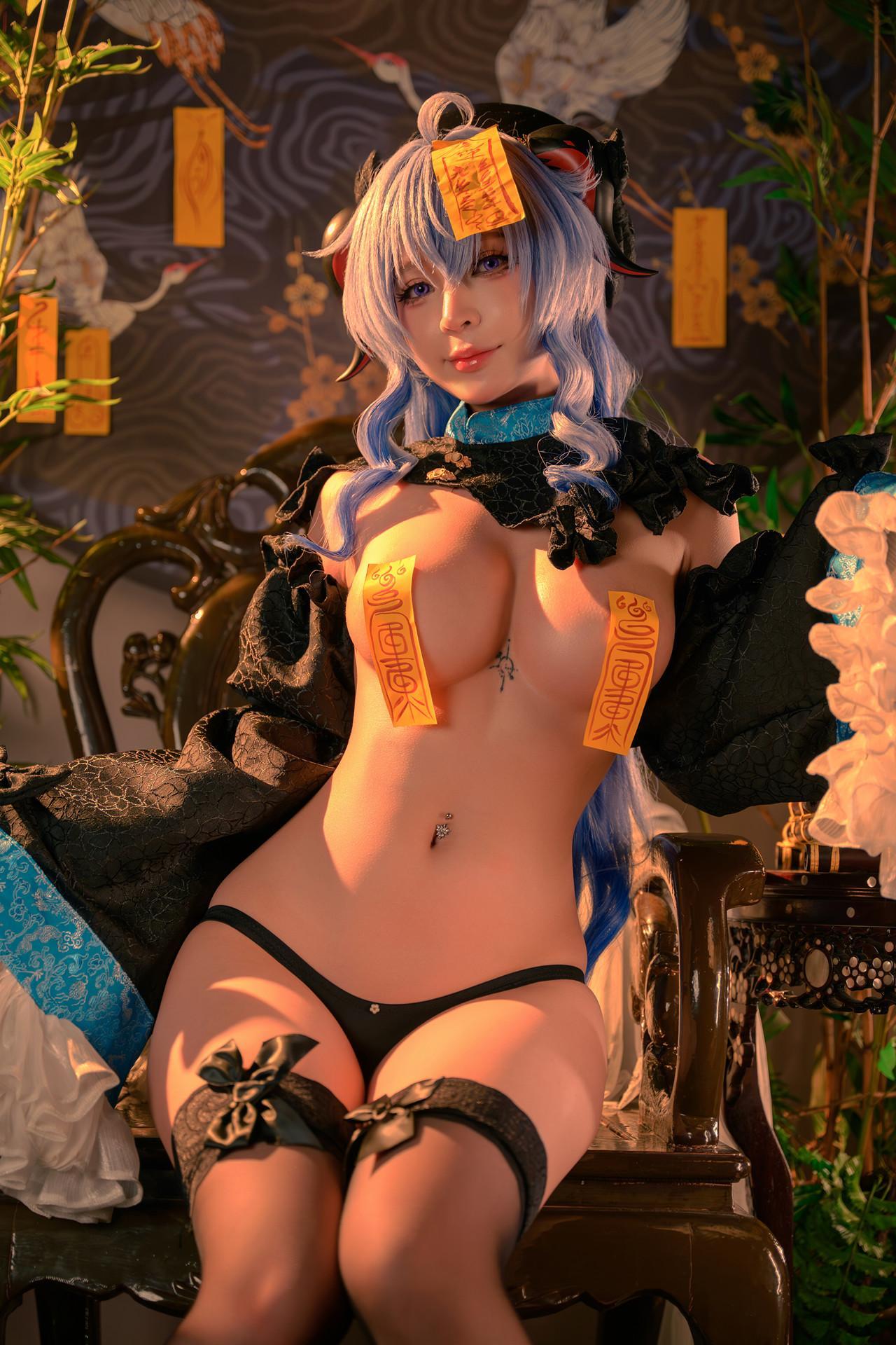 Cosplay Umeko.J – Ganyu Jiangshi Set.01(28)