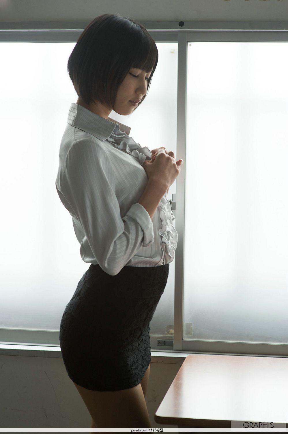 [日本Graphis写真] Gals 湊莉久 Riku Minato(26)