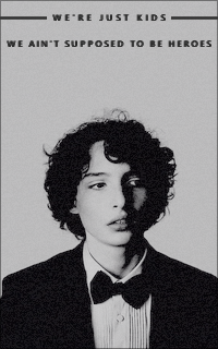 Finn Wolfhard Ni3QyHzs_o