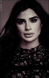 Diane Guerrero 27ghg8YY_o