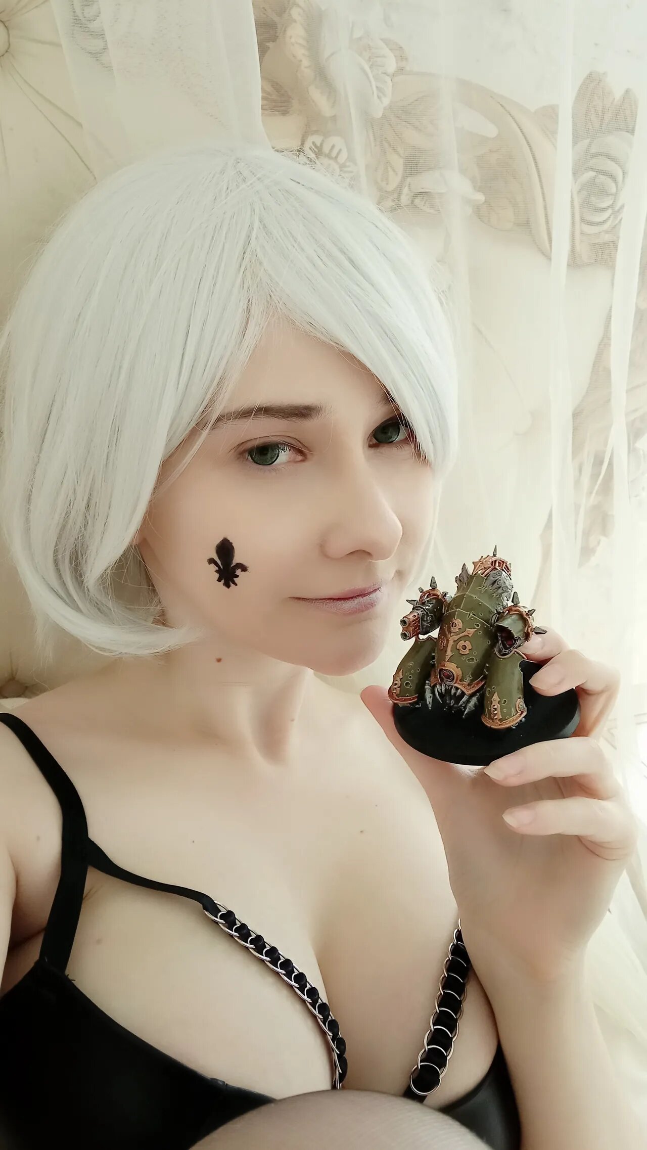 Purring_Power & Shiera13 - Warhammer 40K Gamer Girls