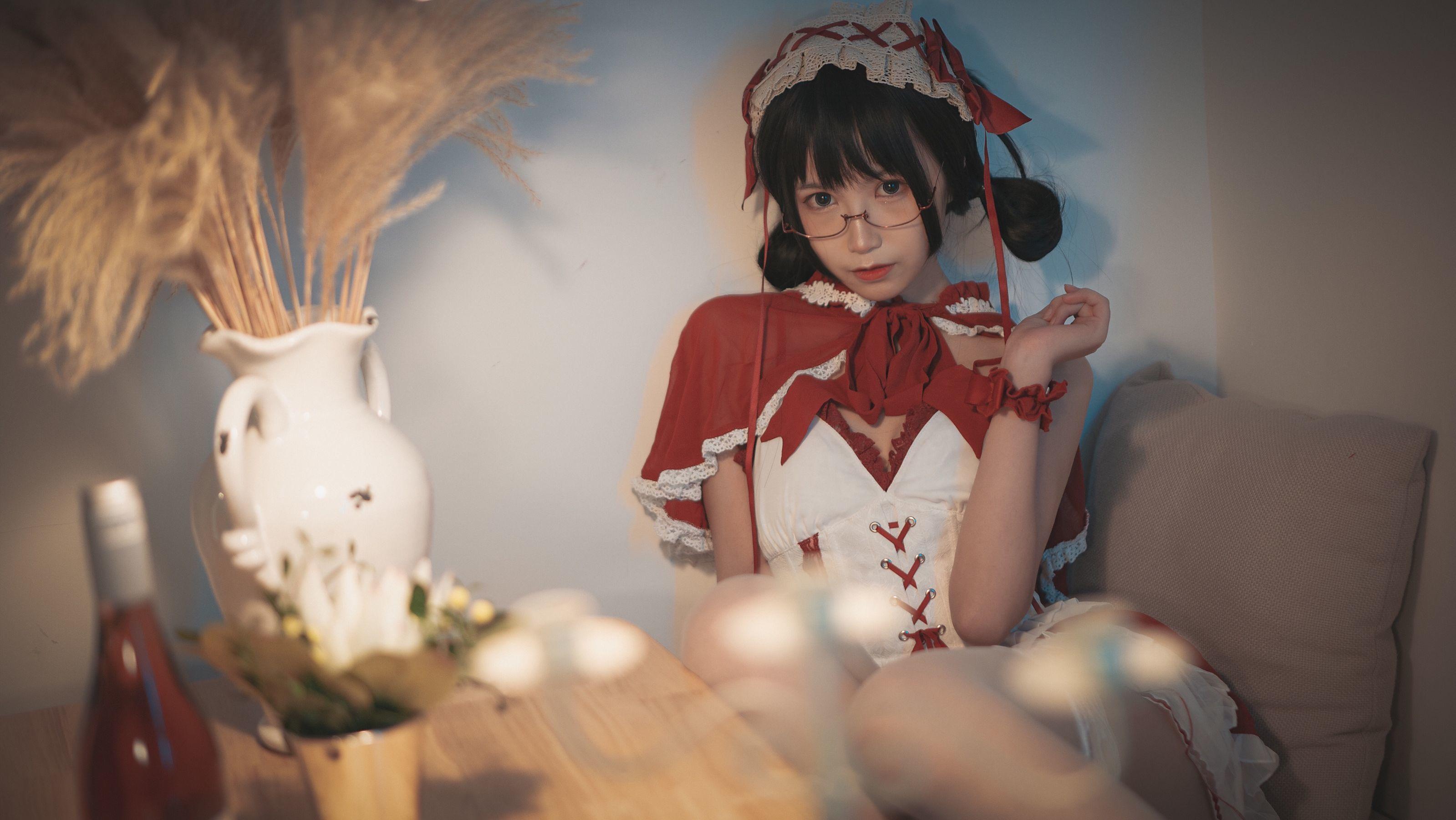 [网红Coser] 逐月su 《小红帽》 写真集(20)