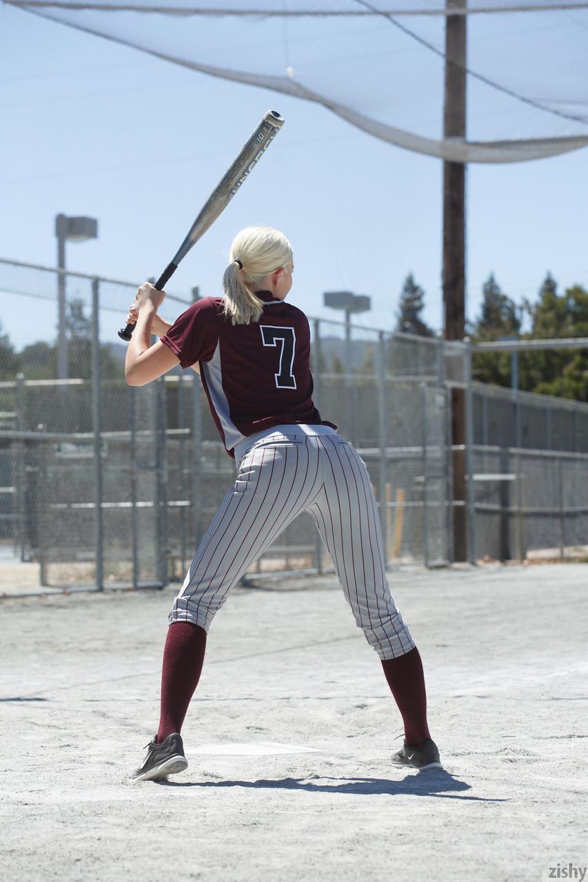 Sporty blonde Morgan Attwood flashing tiny tits & hot ass in a softball field(5)