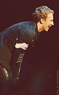 Chris Martin KxqfChBL_o