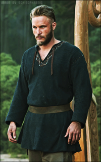 Travis Fimmel CK04UvKi_o