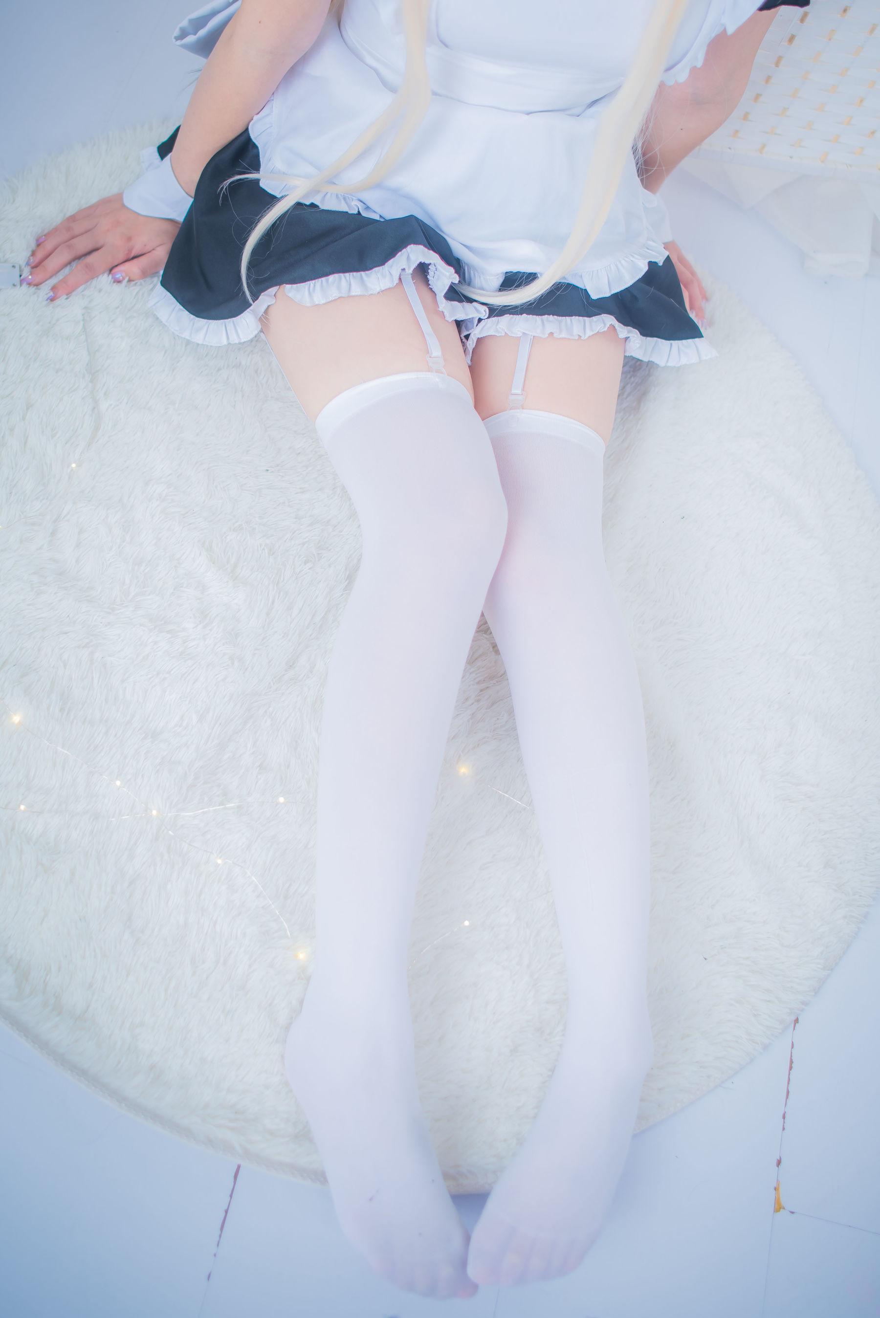 [Cosplay] 人气Coser二佐Nisa – 穹妹女仆(10)