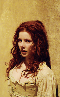 Rachel Hurd Wood HWtQo53Z_o