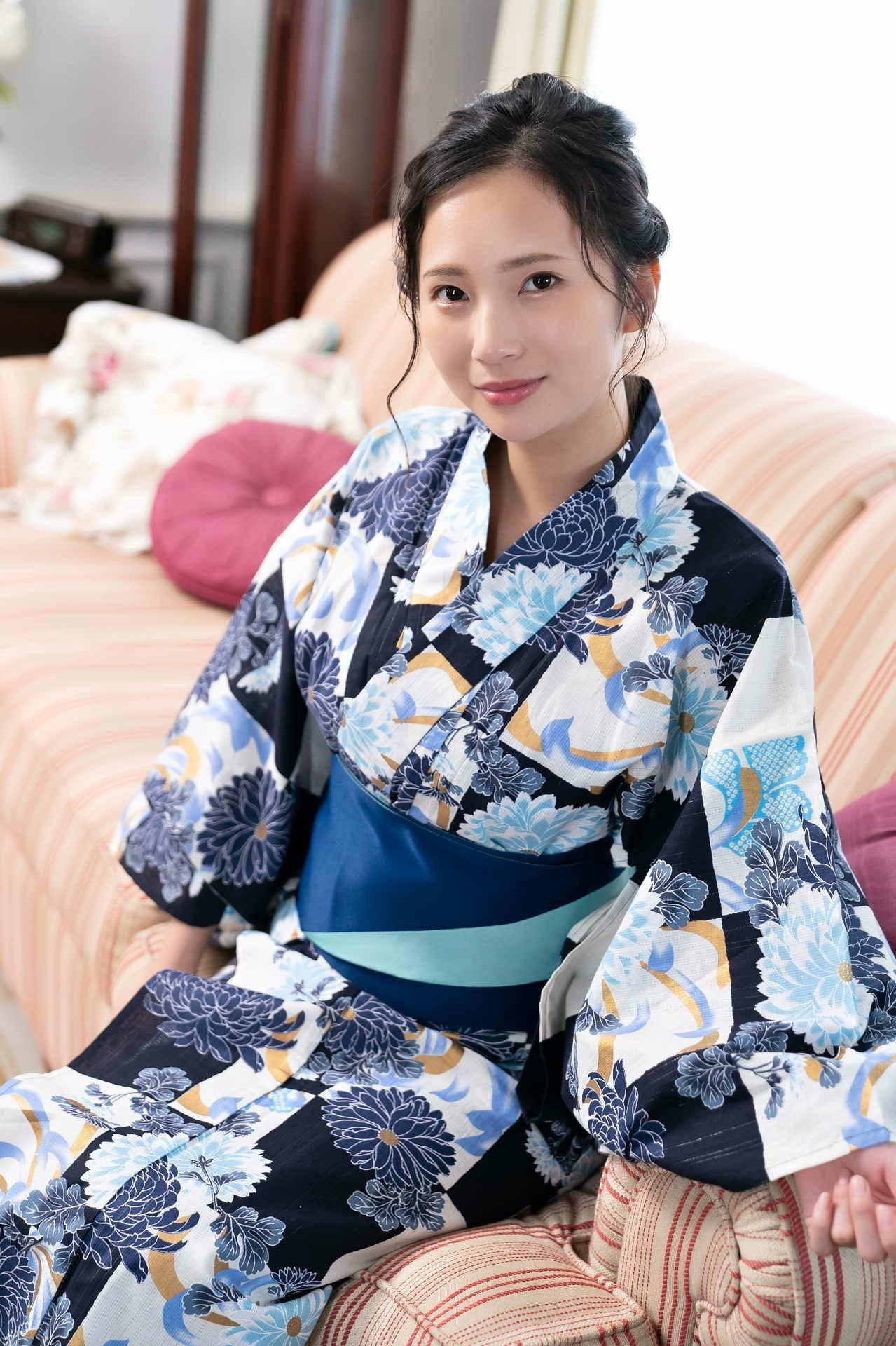 Miho Machiyama 街山みほ, idolpost 写真集 「煌めく紺碧の」 Set.02(5)