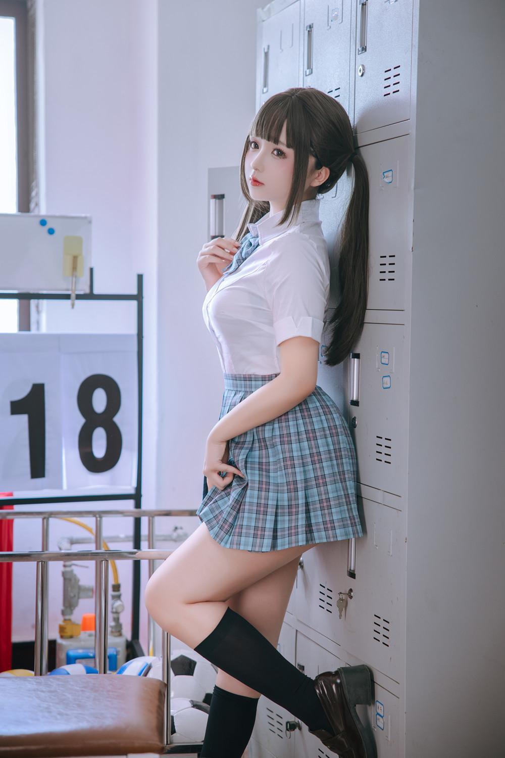 Cosplay Rinaijiao日奈娇 – 更衣室 Set.01(1)