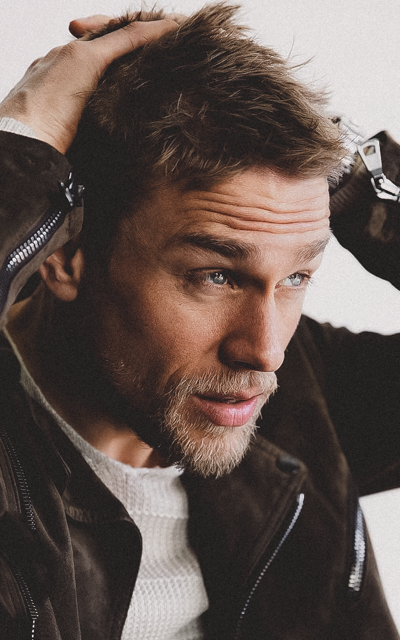 Charlie Hunnam - Page 2 MFYyCFaH_o