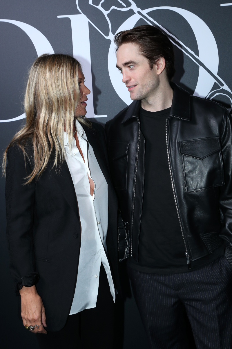 robert pattinson dior show