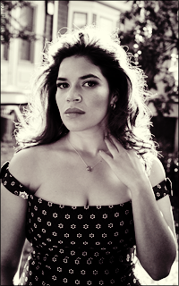 America Ferrera KiQcByYP_o