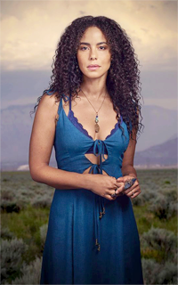 Parisa Fitz-Henley Cv4ULnfb_o