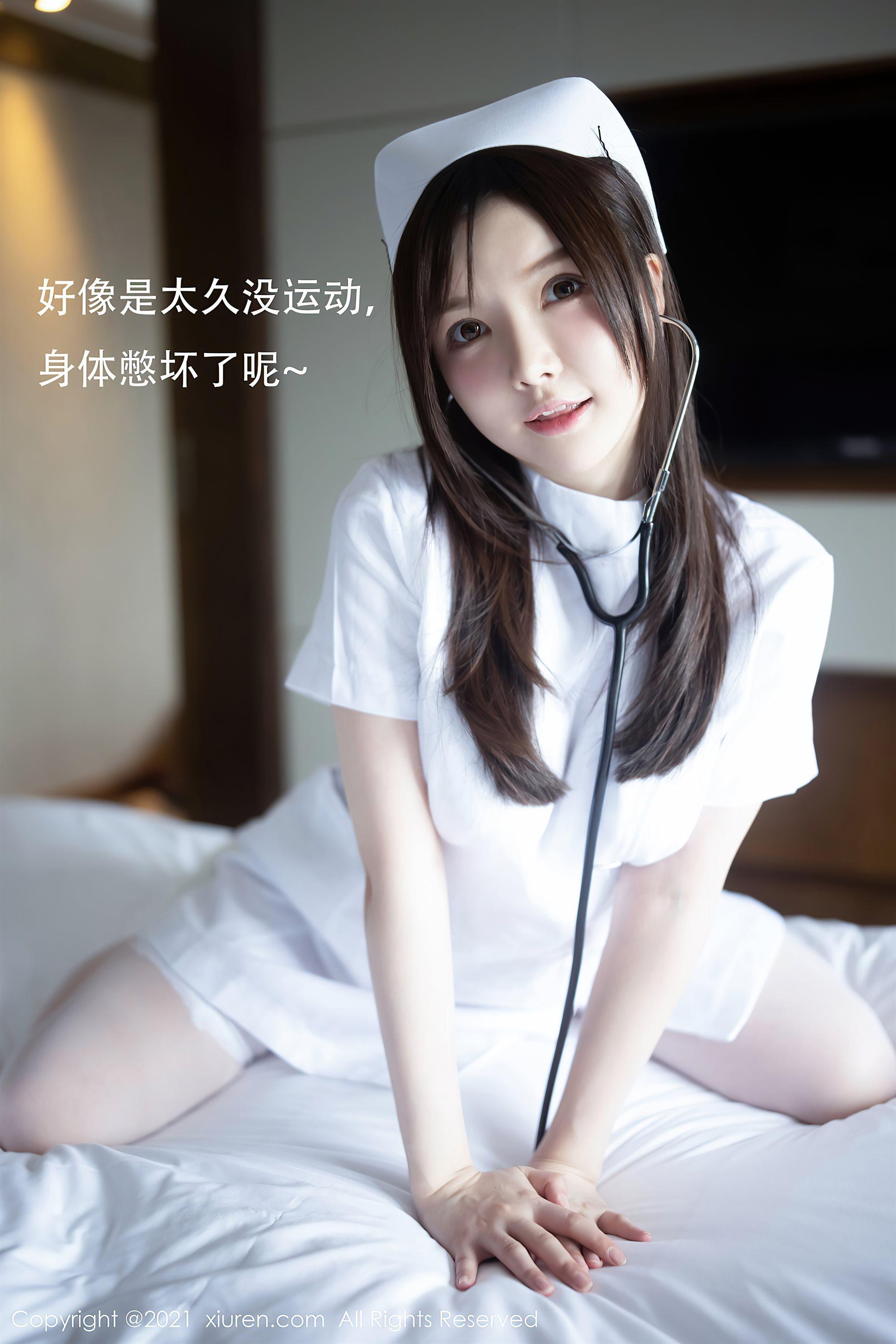 [XiuRen秀人网]No.3114 女神糯美子Mini洁白护士制服主题私房蕾丝内衣秀豪乳翘臀诱惑写真(5)
