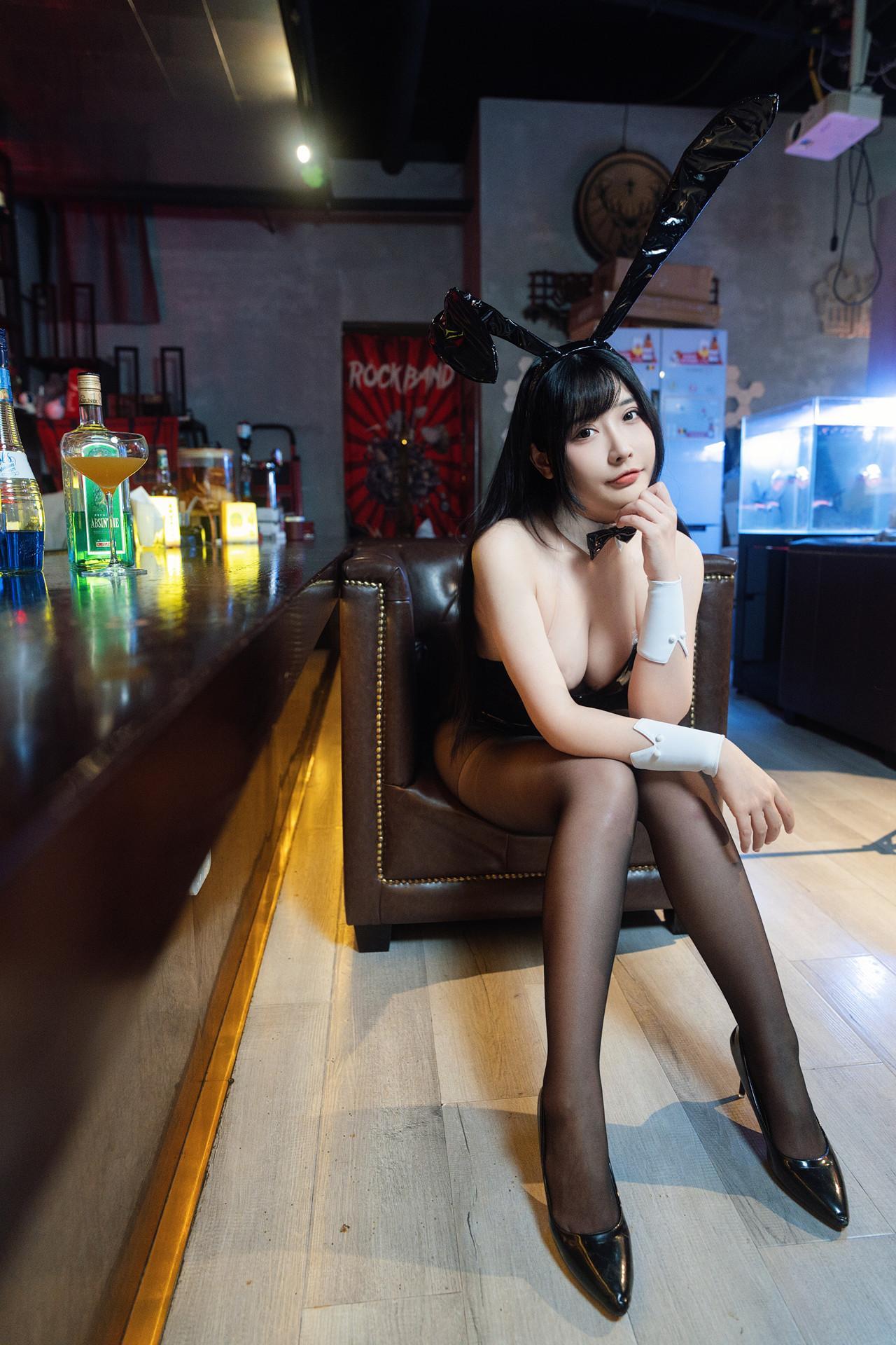 Cosplay 糖果果candy – 黑胶兔兔2 Set.01(48)