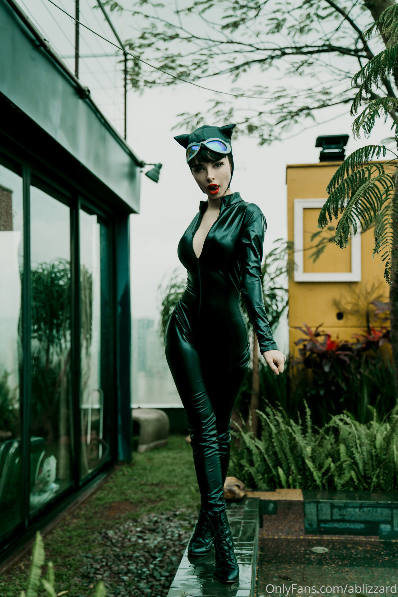 Amanda Welp - Catwoman