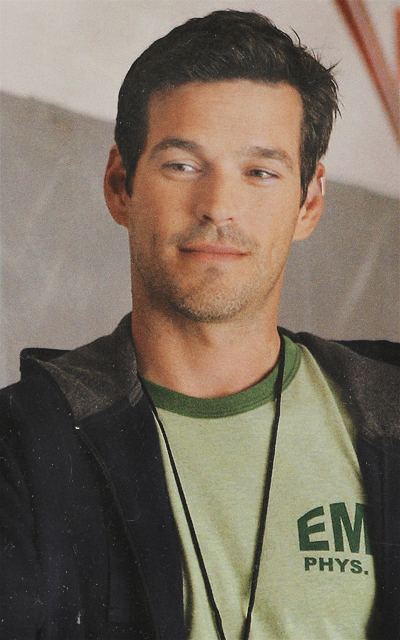 Eddie Cibrian  Aj10MoBL_o