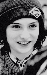 Finn Wolfhard G3m2Gw7p_o