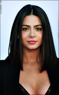 Emeraude Toubia KlNfrAk3_o