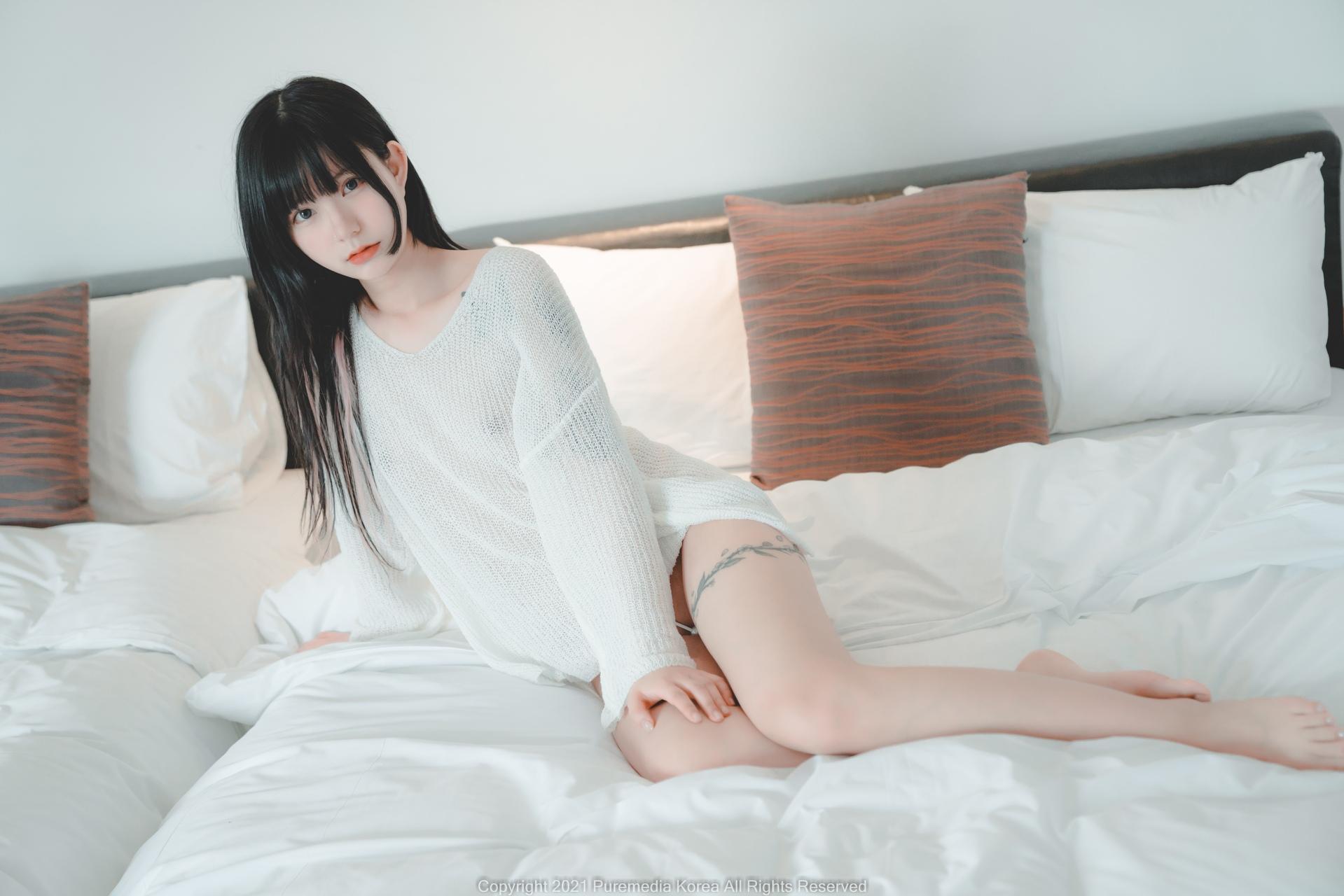 Hizzy 히지, [PURE MEDIA] Vol.086 디지털화보 Set.01(10)