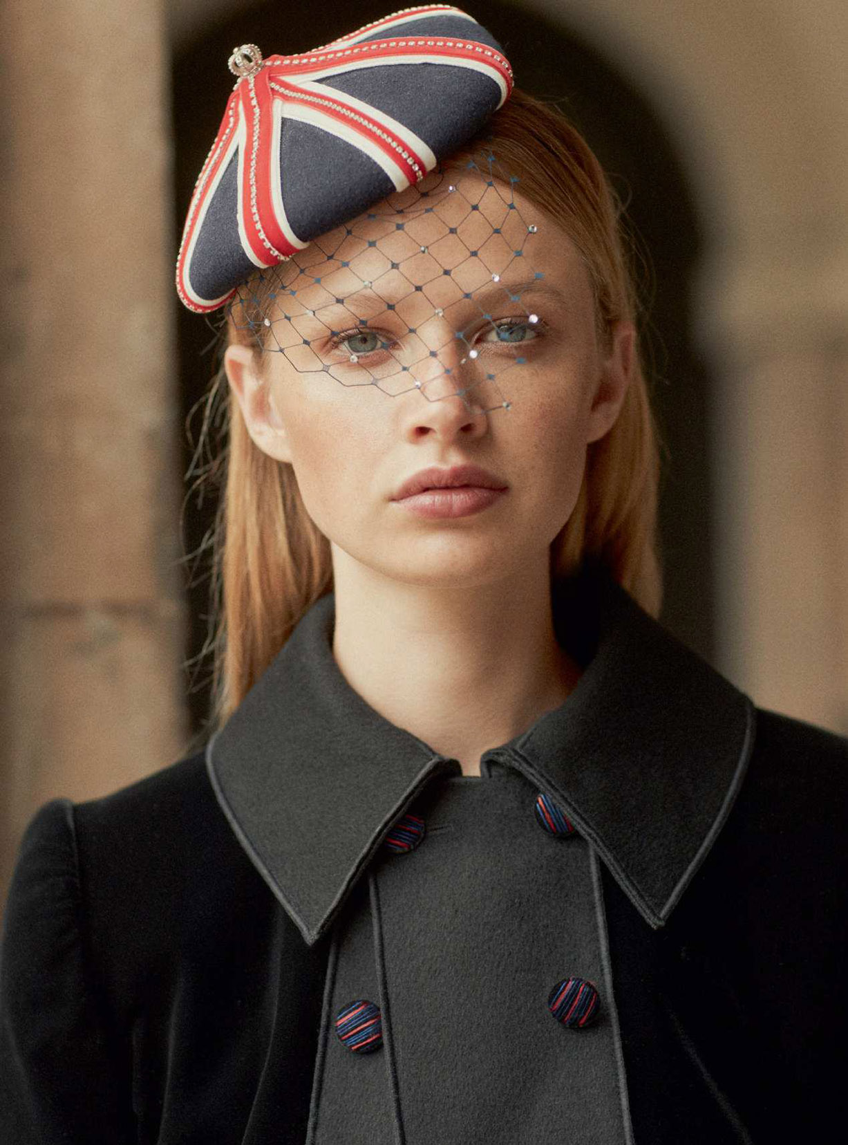Королевская инспекция караула / For Queen and Country - Anna Lund by Richard Phibbs / Harpers Bazaar UK september 2018 Королевская инспекция караула / For Queen and Country - Anna Lund by Richard Phibbs / Harpers Bazaar UK september 2018