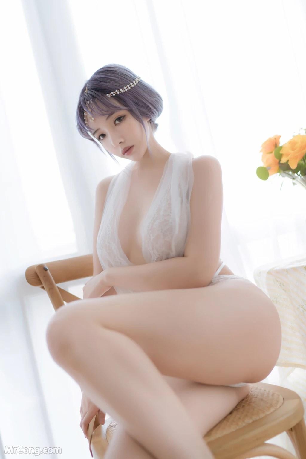 Coser@雯妹不讲道理 No.084: 白色希腊 (36 photos)