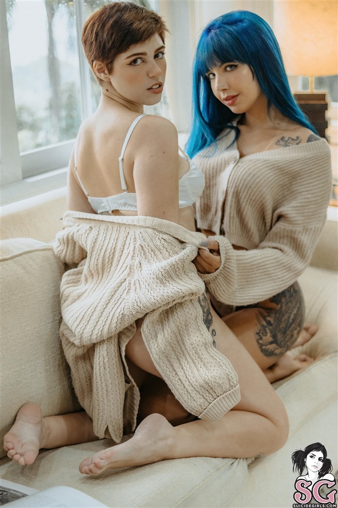 suicide girls