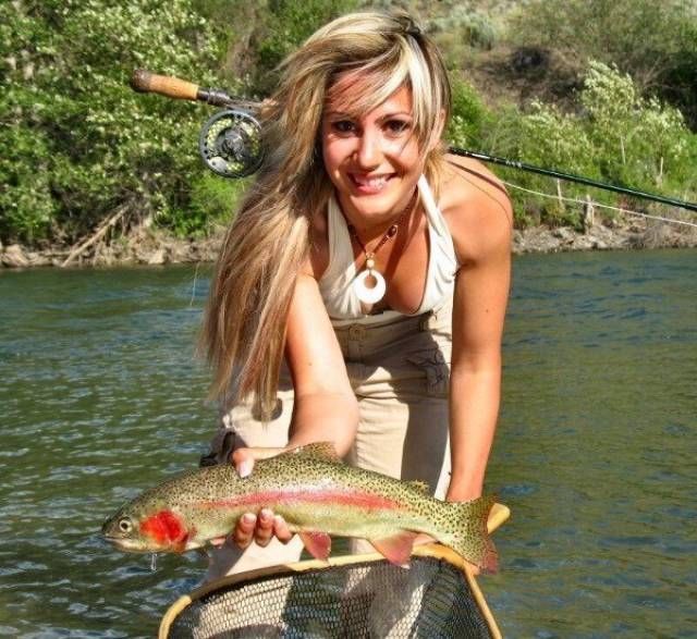 GIRL FISHING G0ex2N7H_o