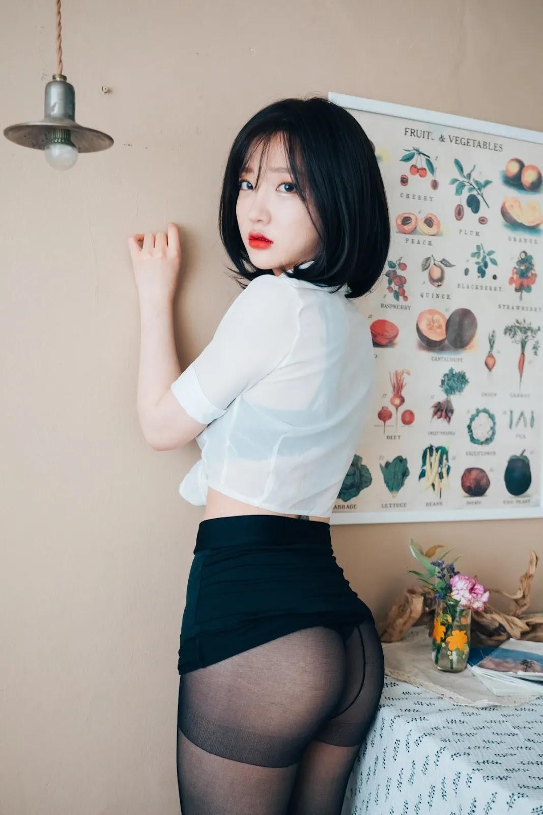 Son Yeeun 손예은, [LOOZY] Officegirl’s Vacation Vol.01(16)