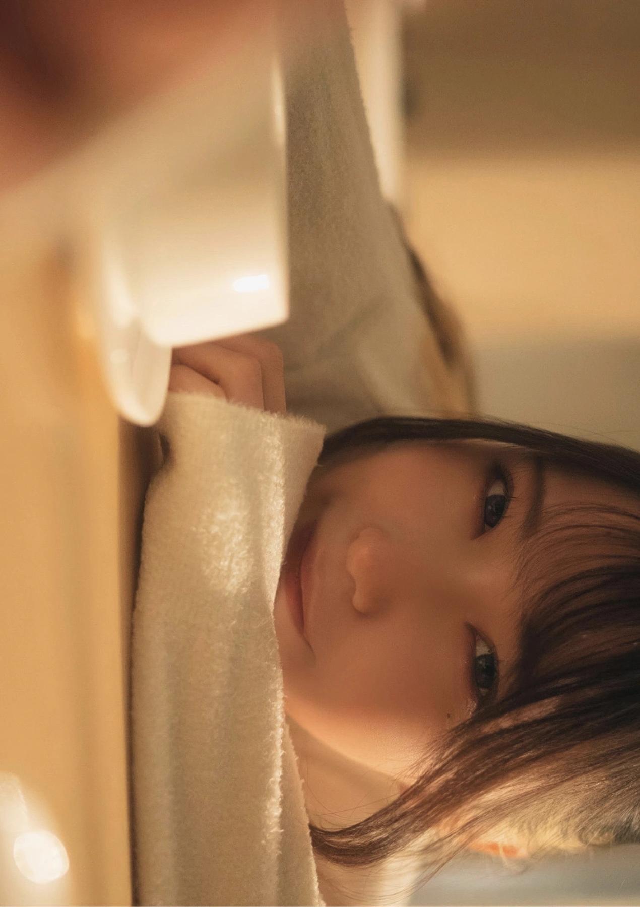 MEI 芽衣, 写真集 Wunder Publishing House 「芽ばえちゃう」 Set.01(3)