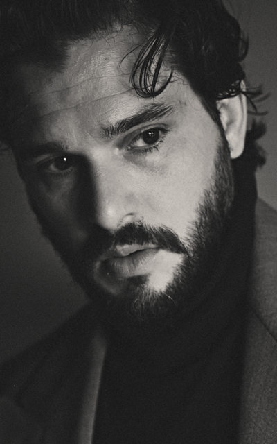 Kit Harington DnZuVq92_o