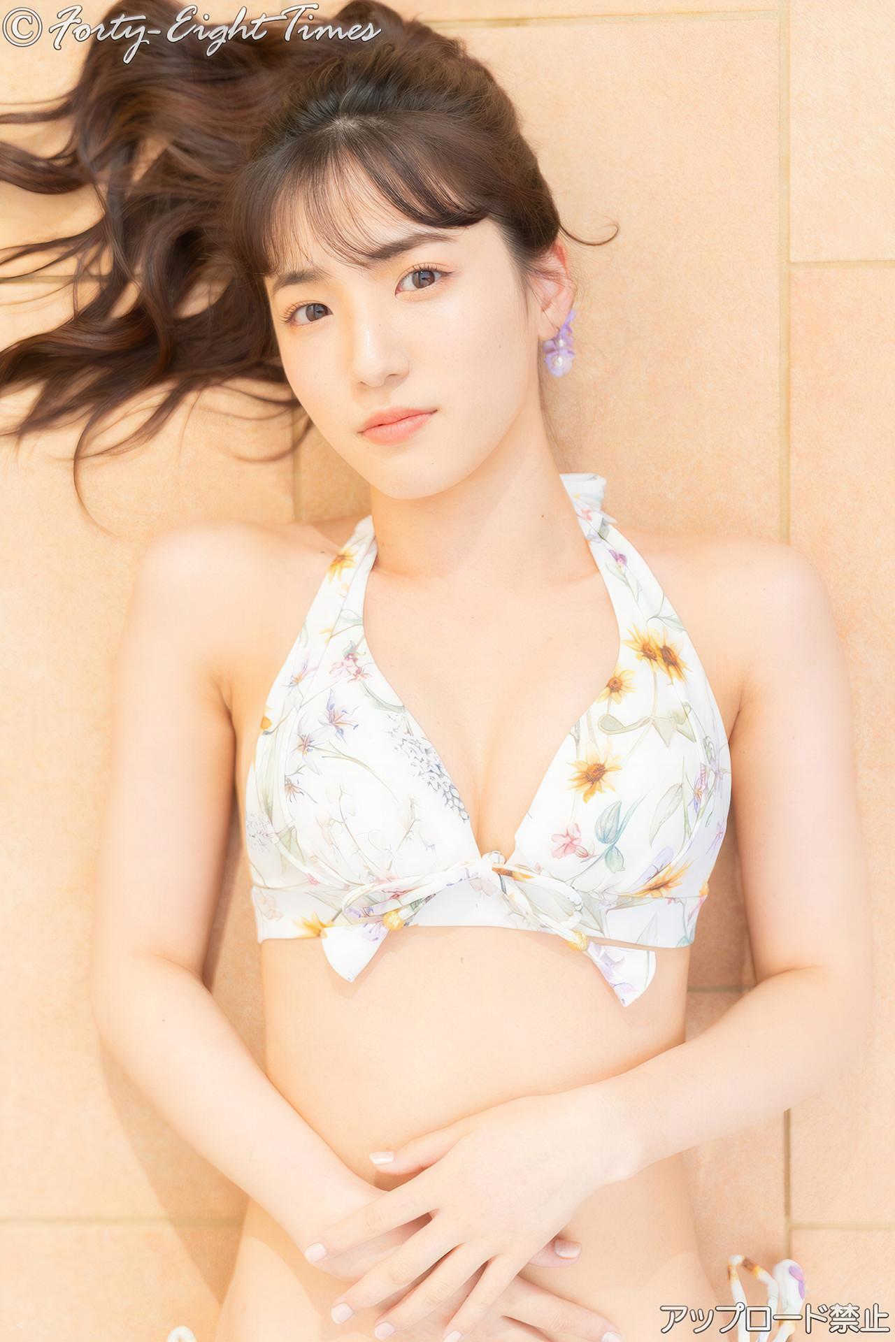 Miu Shitao 下尾みう, 写真集 48Times Premium Album Set.03(32)