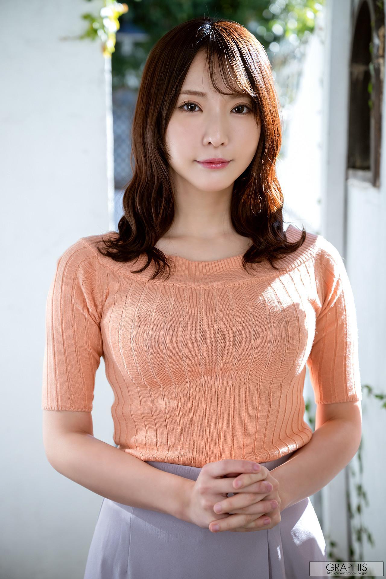 Yuuka Niizuma 新妻ゆうか, Graphis First Gravure Vol.01(4)