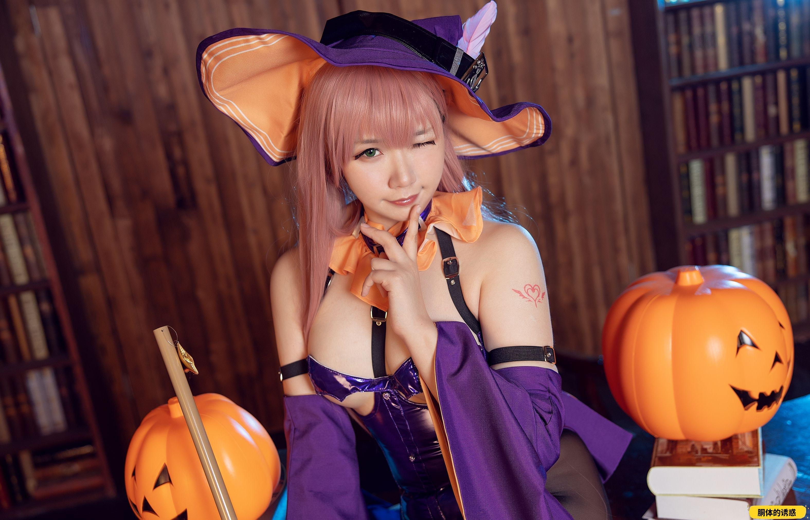 Makachan 麻花麻花酱 - Memphis Halloween (Azur Lane)