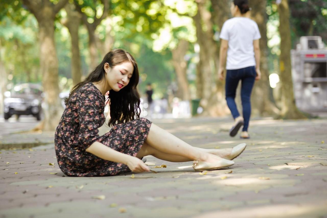 Gorgeous Asian brunette girls posing in their summer dresses in public(20)