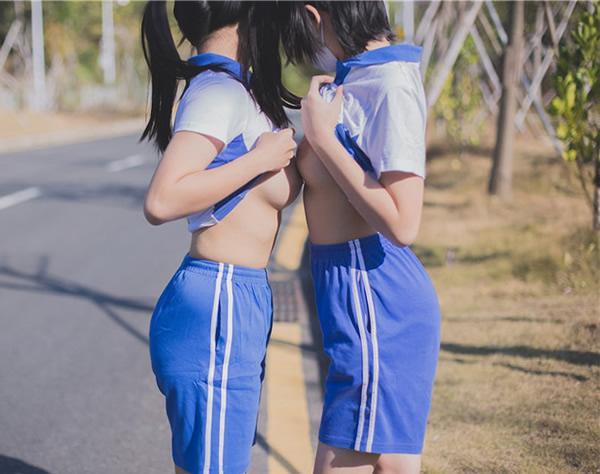 福利姬软软酱&悠宝三岁-大学露出无圣光写真(5)